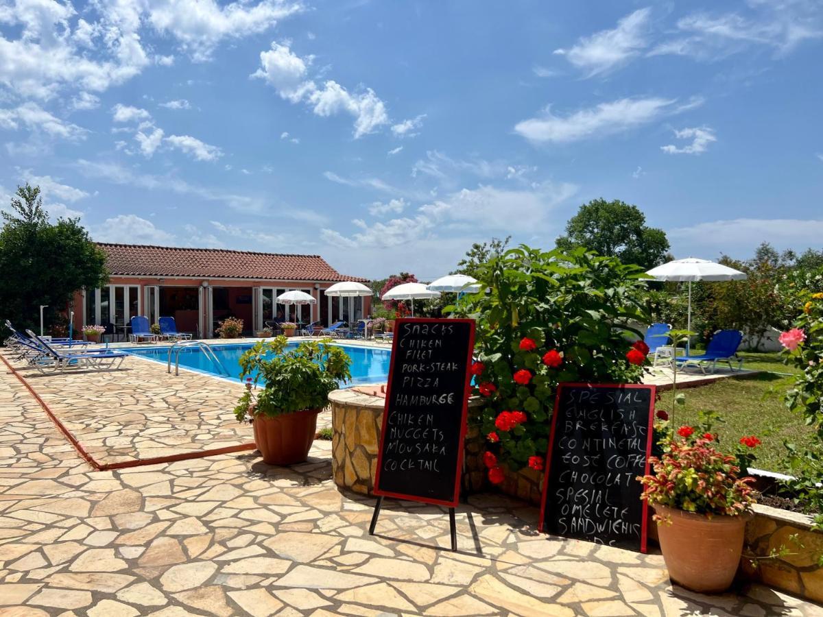 Elena Pool Aparthotel Агиос Георгиос Екстериор снимка
