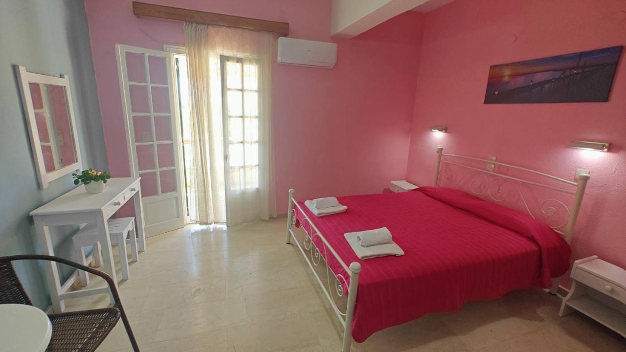 Elena Pool Aparthotel Агиос Георгиос Екстериор снимка